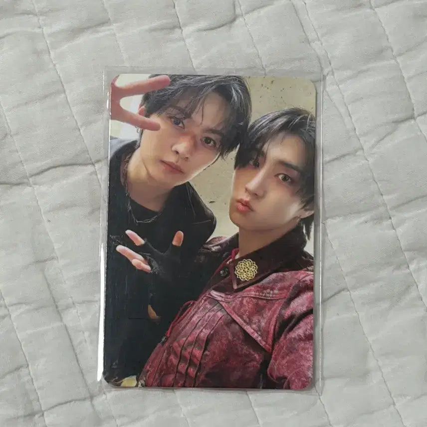 [BUNJANG] Stray Kids Lee Know Han Unit Photocard This&amp;That That Ver. / 스키즈 this&amp;that that ver. 리노 한 보따람지 유닛포카 디스앤댓