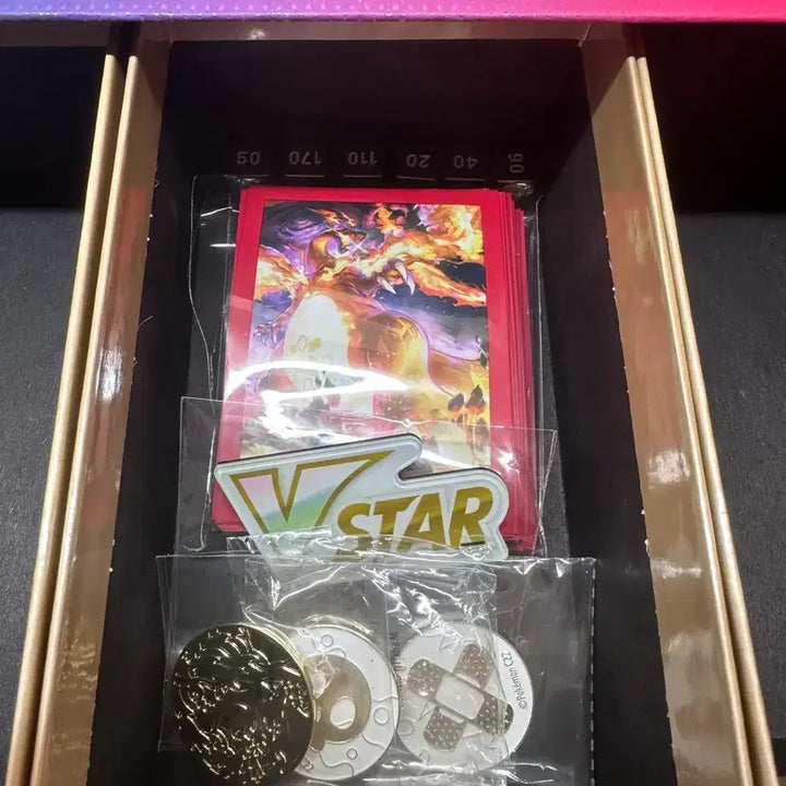 [BUNJANG] Pokemon Sword &amp; Shield North American Charizard UPC Box / 포켓몬스터 소드 &amp; 쉴드 북미 UPC박스 판매