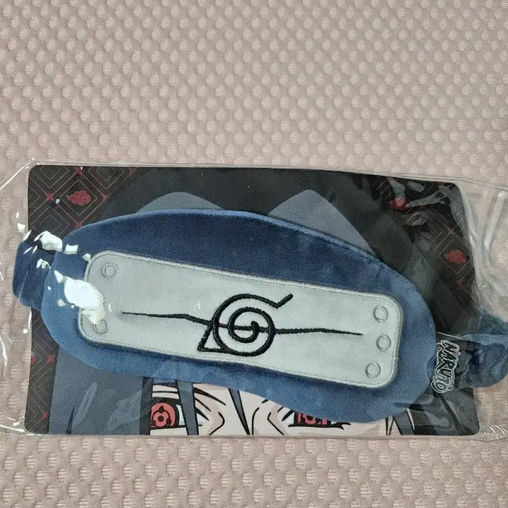 [BUNJANG] SPAO Naruto Collaboration Sleep Mask Dark Gray Itachi (Sealed) / 미개봉 스파오 나루토 수면안대 다크그레이 이타치