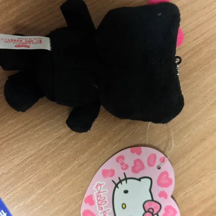 [BUNJANG] Sanrio Black Kitty Skeleton Kitty Doll Keychain / 키티 블랙키티 해골키티 산리오 인형 키링