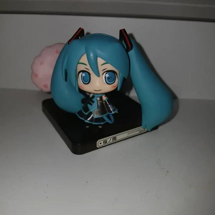 [BUNJANG] Miku Sakura no Ame Nendoroid Puchi Figure / 미쿠 벚꽃의 비 비네티움 피규어 미니 넨도 푸치 고전 피규어