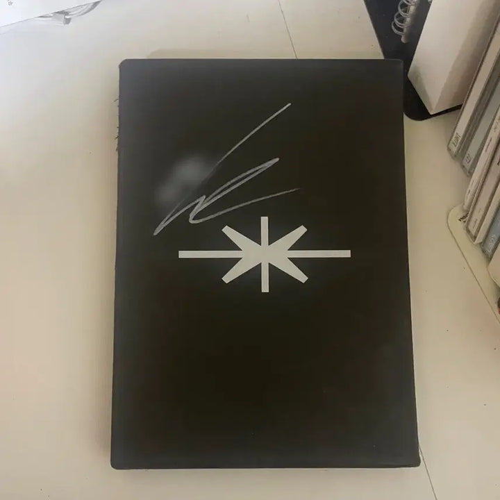 [BUNJANG] Kid Milli Autographed Album / 키드밀리 베이지 그린