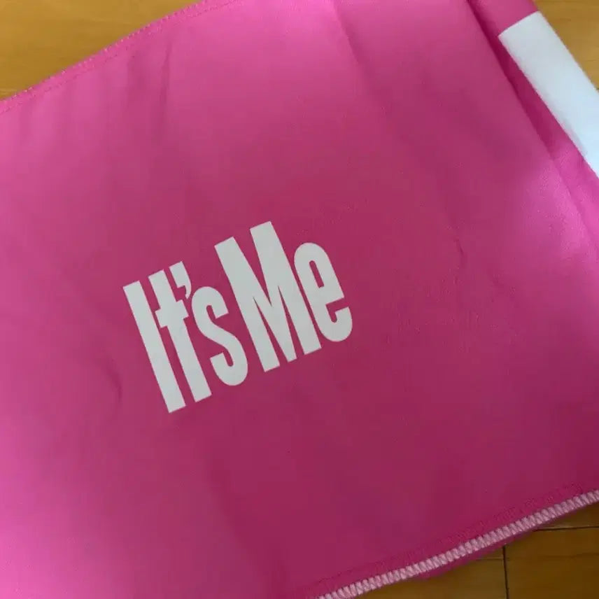 [BUNJANG] ILLIT ITZY ME Slogan / 아일릿 잇츠미 슬로건