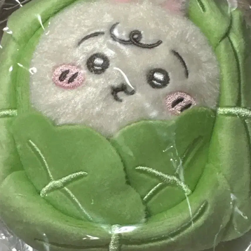 [BUNJANG] Chiikawa Baby Cabbage Usagi Mascot Plush / 베이비 치이카와 양배추 우사기 마스코트 인형