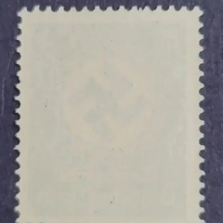 [BUNJANG] 1942 German Hitler Emblem Stamp / 1942년 독일 히틀러 문양 우표