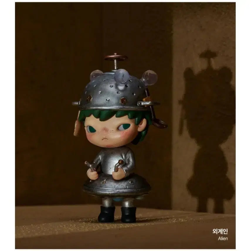[BUNJANG] POP MART Hirono Hideaway Series Alien / 팝마트 히로노 은신처 시리즈 외계인