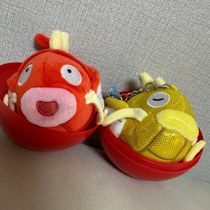 [BUNJANG] Pokemon Muryongdo Ryeonggon Set of 2 Stress Balls (Basic, Golden) / 포켓몬 무릉도원 팝업 잉어킹 스트레스볼 2종 세트 (기본. 황금)