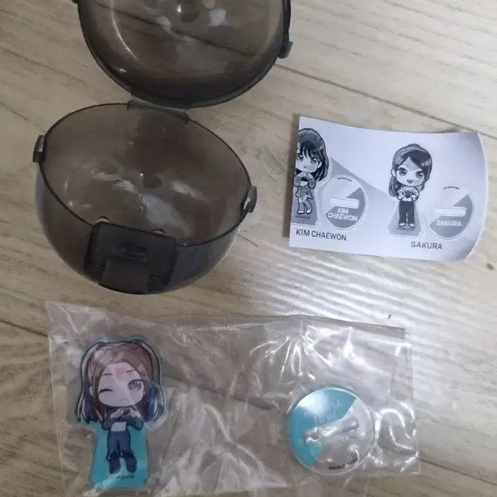 [BUNJANG] LE SSERAFIM ANTIFRAGILE Huh Yunjin Pit-a-Pat Acrylic Stand / 피타!데포르메 르세라핌 ANTIFRAGILE 아크릴스탠드 허윤진