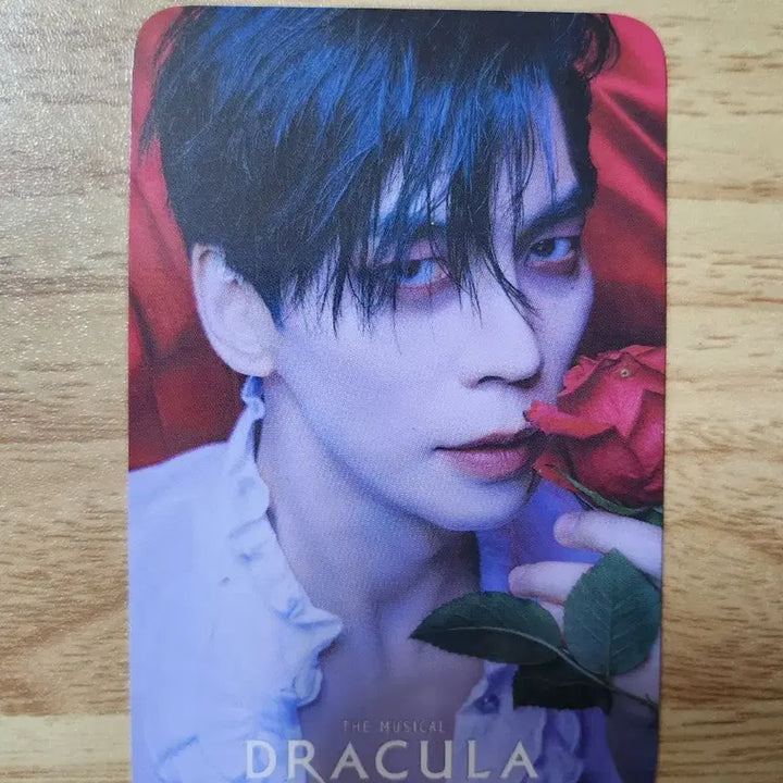 [BUNJANG] Shin Sung Rok Dracula Blood Donation Photocard / 신성록 드라큘라 헌혈 포토카드 (예약중)