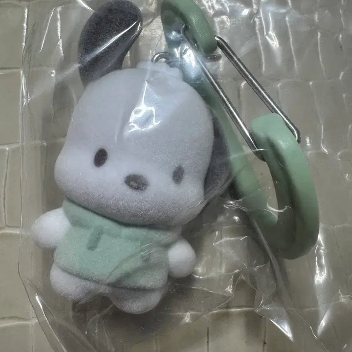[BUNJANG] Sanrio Pochacco Carabiner (New) / 일본 가챠 포차코 카라비너 (새상품)