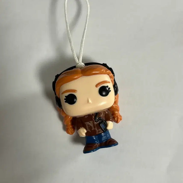 [BUNJANG] Stranger Things Max Kinder Joy Figure Keyring / 기묘한 이야기 킨더조이 맥스 피규어 키링 (개봉 보관만함)