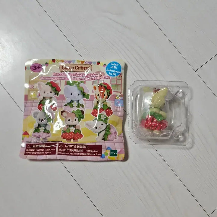 [BUNJANG] Sylvanian Families North America Exclusive Strawberry Blind Bag Giraffe / 기린) 실바니안 미국 공홈 한정 딸기 블라인드백