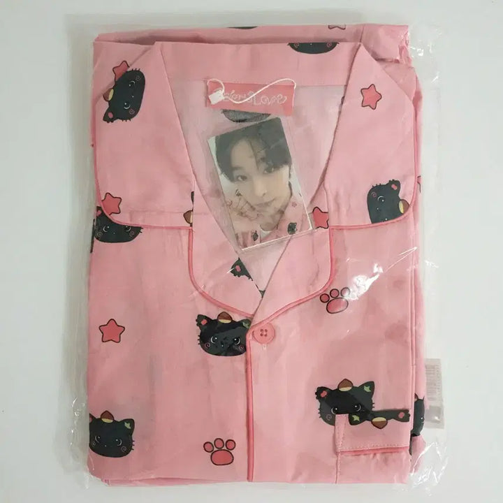 [BUNJANG] NCT WISH Odd To Love Pop-Up Wish Doll Kuri Pajama Set M - Riku / 엔시티위시 오드투러브 팝업 위시돌 쿠리 파자마 세트 M 리쿠 잠옷