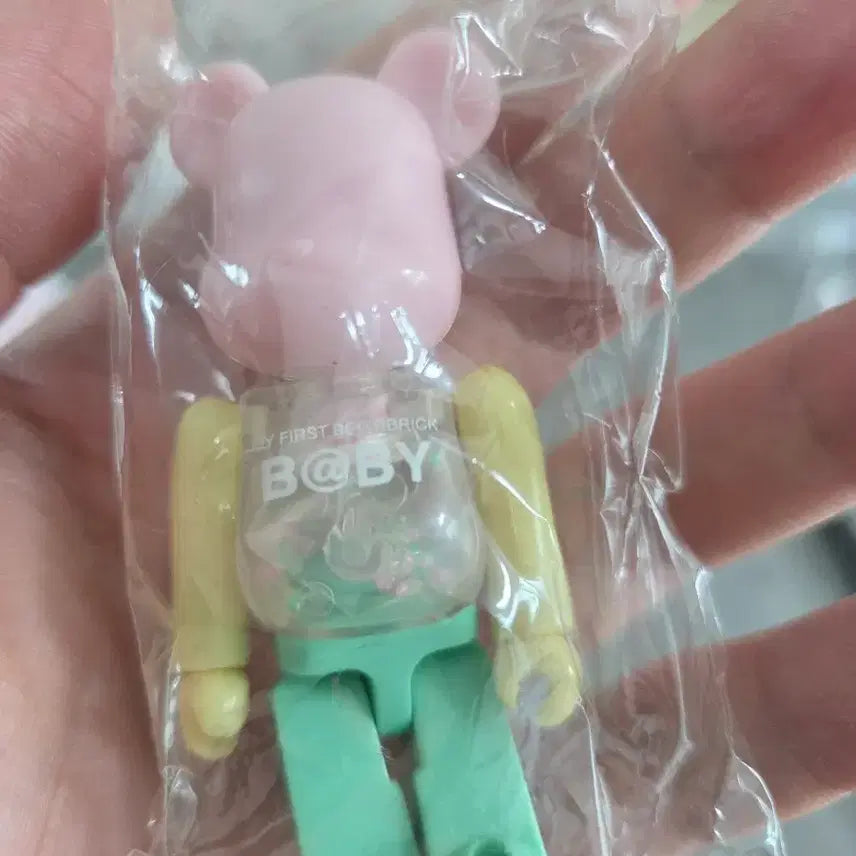[BUNJANG] Bearbrick 15th Series My First Bearbrick Marber Mint Condition Sealed / 베어브릭 15탄 마이퍼스트베어브릭 마퍼 정 미개봉 팝니다.