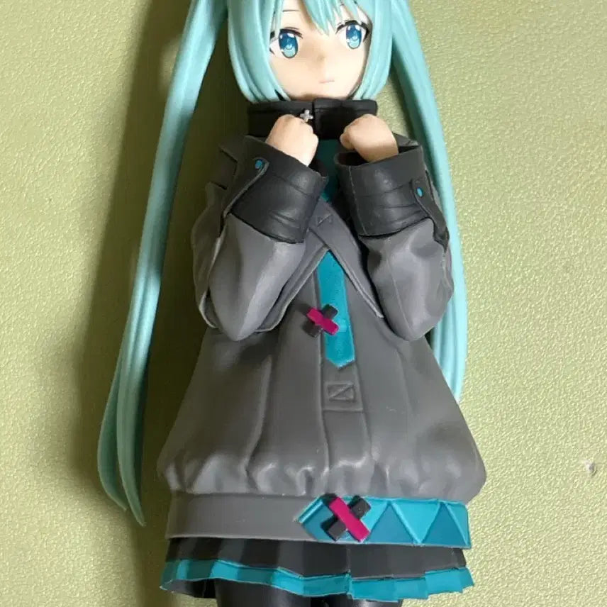 [BUNJANG] Hatsune Miku Closed World Figure / 창 닫힌 세카이 미쿠