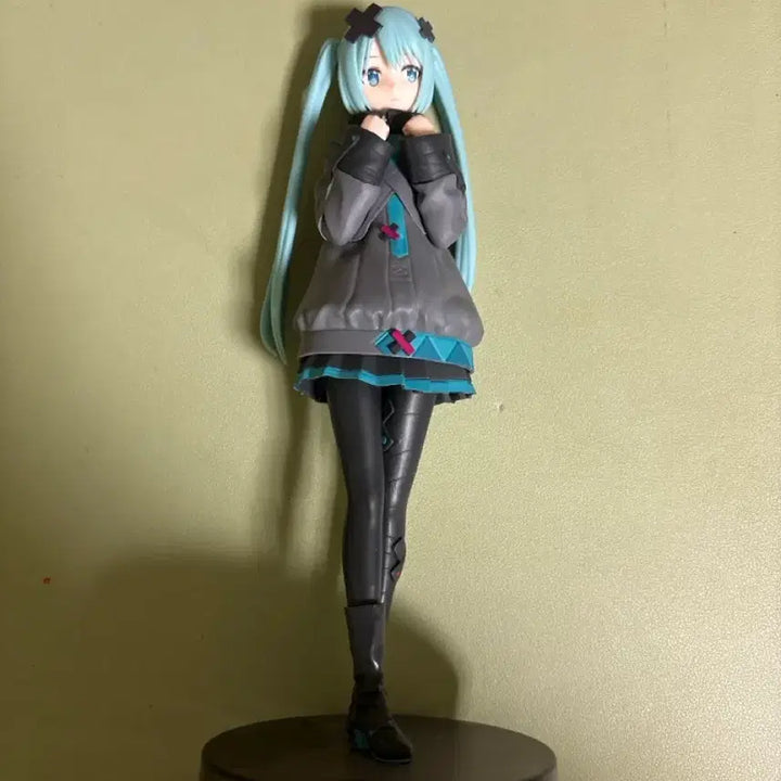 [BUNJANG] Hatsune Miku Closed World Figure / 창 닫힌 세카이 미쿠