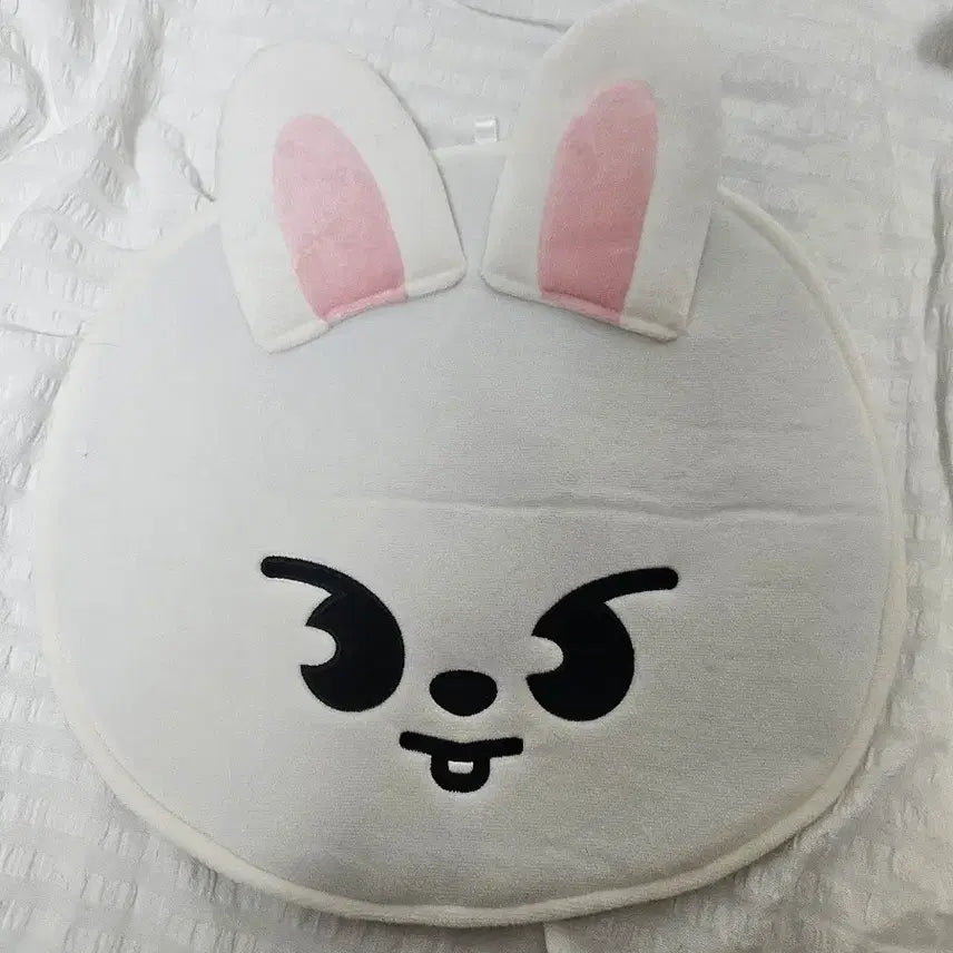 [BUNJANG] Stray Kids LeeKnow Rabbit Uchiwa Case / 스트레이키즈 리빗 리노 우치와 케이스