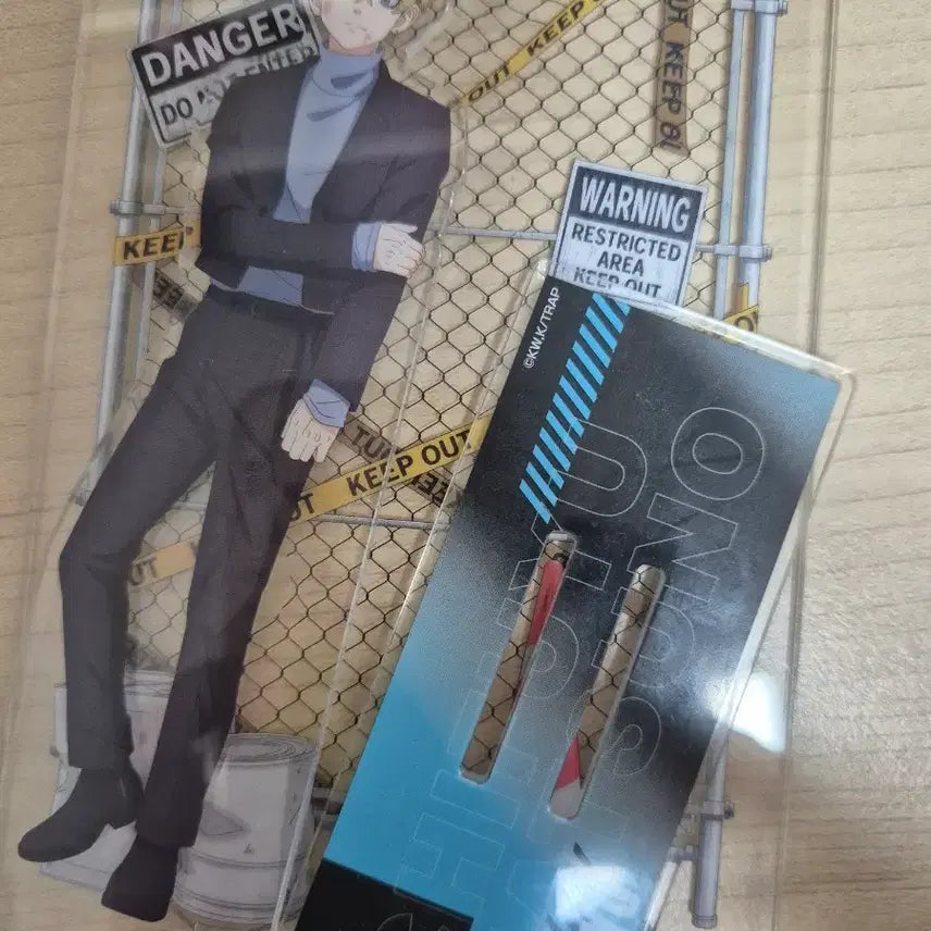 [BUNJANG] Tokyo Revengers Chifuyu Matsuno Ensky Acrylic Stand / 도쿄리벤저스 마츠노 치후유 엔스카이 아크릴