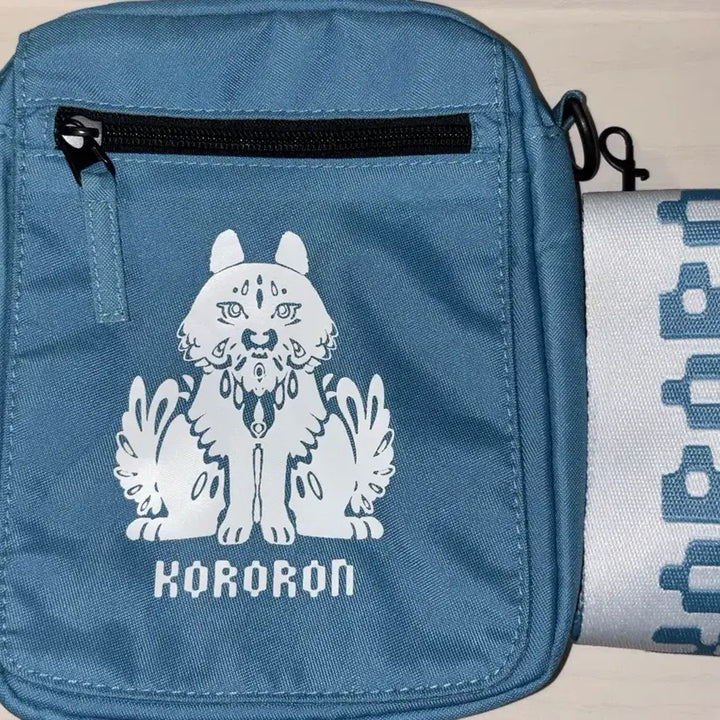[BUNJANG] Utaite Eve Kororon Tiger Pouch Bag (Strap Included) / 우타이테 Eve 이브 코로롱 호랑래 파우치 가방 (스트랩O)