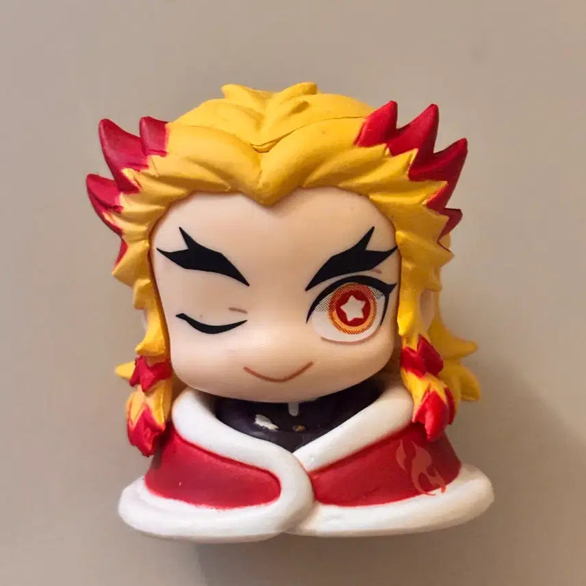 [BUNJANG] Demon Slayer Kyojuro Rengoku Onemutan Gacha Figure / 귀멸의칼날 렌고쿠 쿄쥬로 오네무탄 가챠