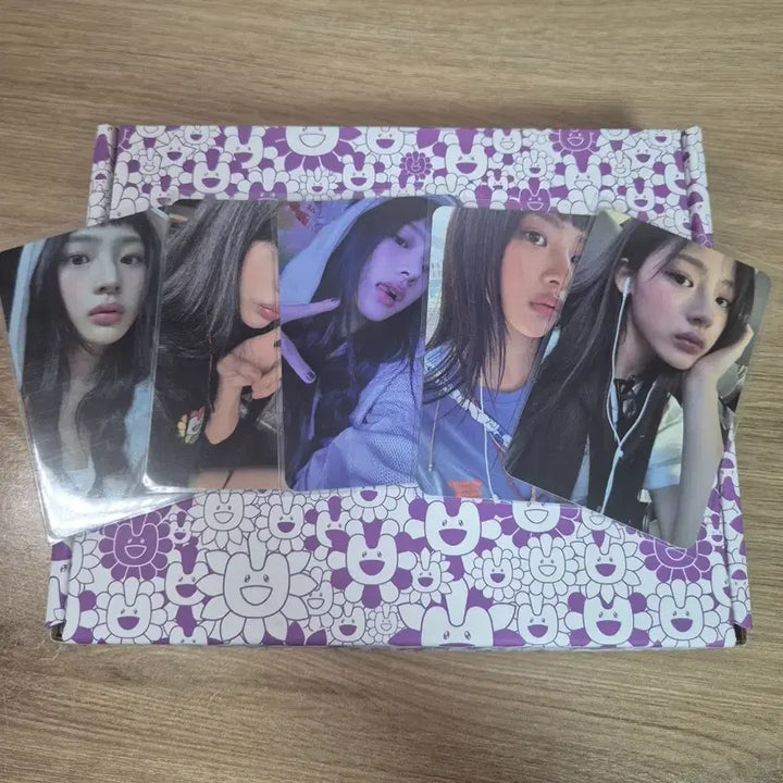 [BUNJANG] NewJeans Supernatural Album Minji Version Photocard / 슈퍼내츄널 앨범민지버전 팝니당
