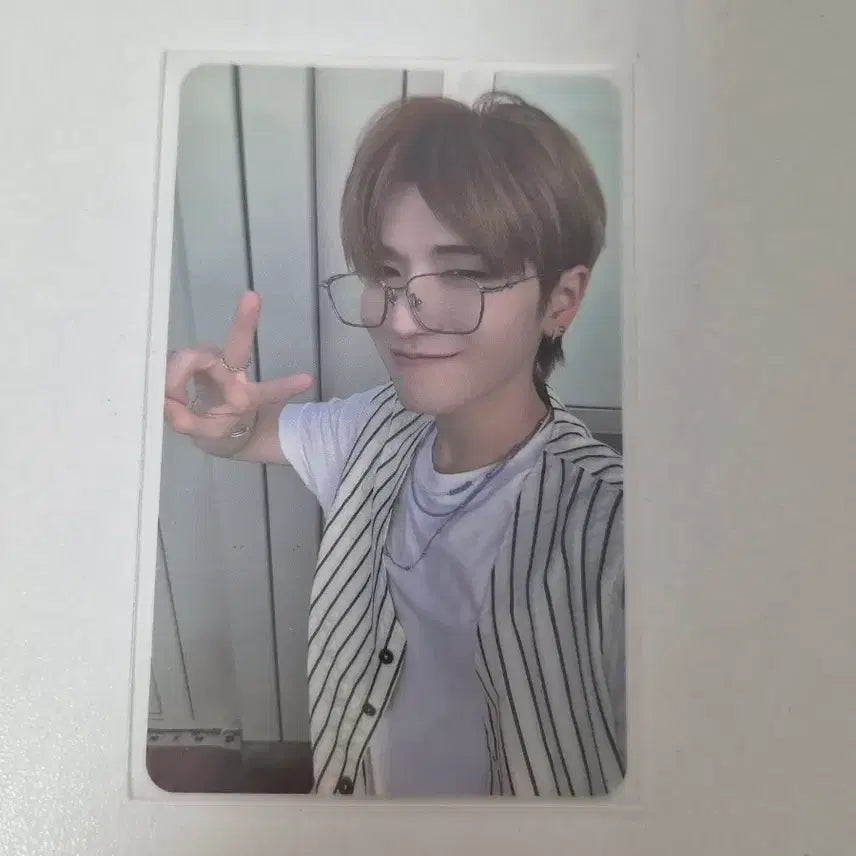 [BUNJANG] BOYNEXTDOOR Riwoo Lucky Draw Photocard / 보넥도 리우 파스테 럭드 포카