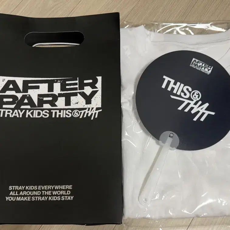 [BUNJANG] Stray Kids This &amp; That After Party Unofficial Goods T-Shirt, Fan, Pouch / 스트레이키즈 스키즈 디스앤댓 애프터파티 after party 역조공 티셔츠 굿즈 gift 양도 straykids this&amp;that 공방포카