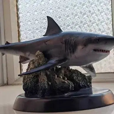 [BUNJANG] Itoy Megalodon 1/35 Scale Figure / itoy 메갈로돈 1/35 피규어