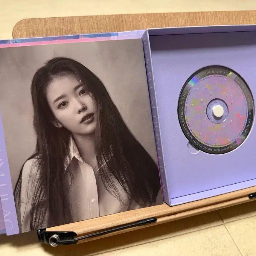 [BUNJANG] IU 5th Album Lilac Hilac Version CD / 아이유 5집(2021) - Lilac / Hilac 버전 / CD