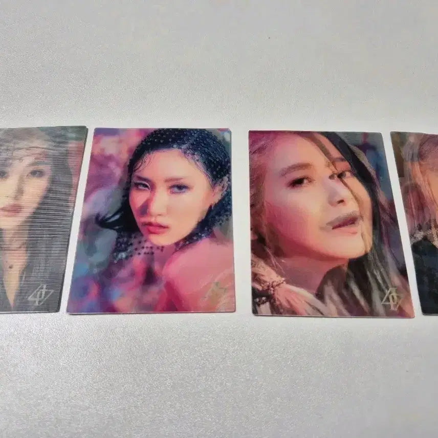 [BUNJANG] Mamamoo Reality in BLACK Lenticular Set (4 types) / 마마무 reality in BLACK 렌티큘러 4종 (택포)
