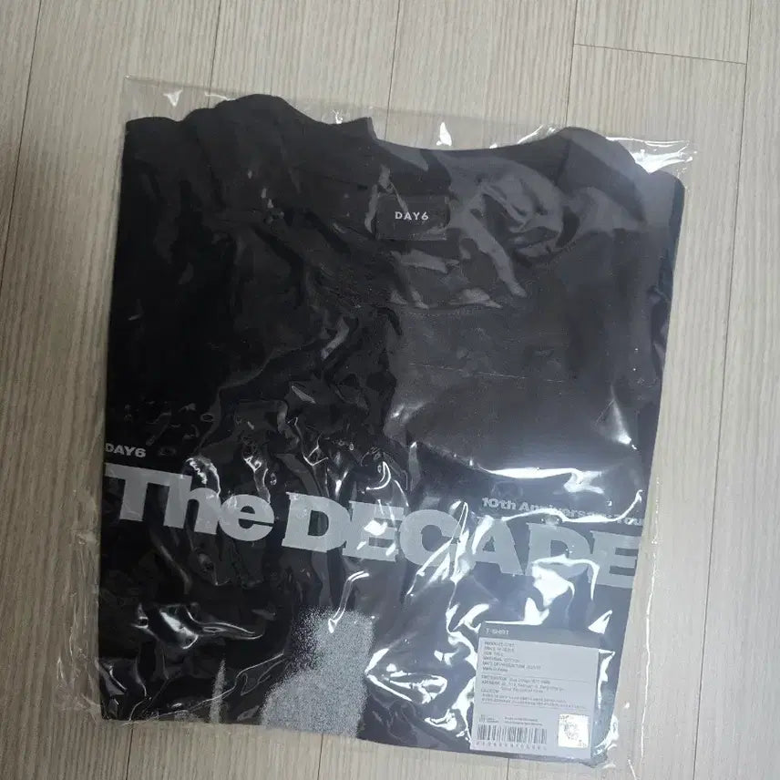 [BUNJANG] DAY6 The Decade 10th Anniversary T-Shirt / DAY6 더 디케이드 10주년 기념 티셔츠