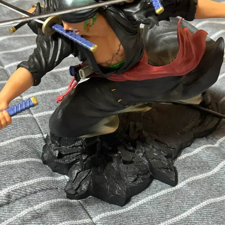 [BUNJANG] One Piece Roronoa Zoro Figure / 원피스 롤로노아 조로 피규어