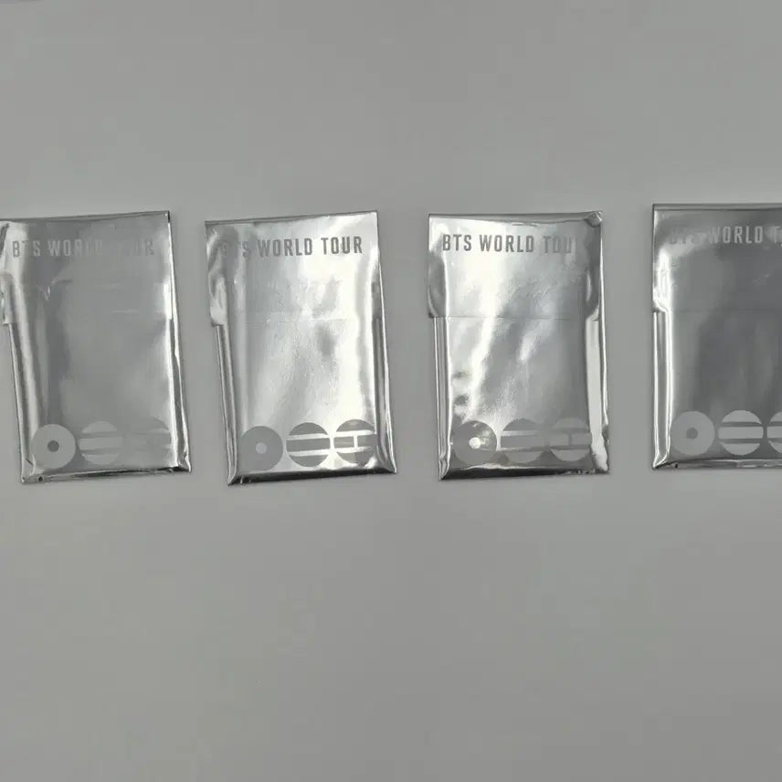 [BUNJANG] BTS WORLD TOUR Arirang Busan Concert Photocard (Sealed) / [미개봉] BTS WORLD TOUR 아리랑 부산콘  포토카드