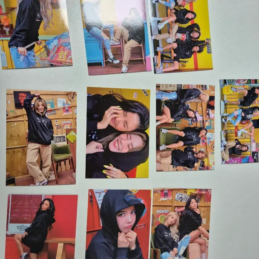 [BUNJANG] Mamamoo Four Seasons Four Color Postcard Set (F/W, S/S Bundle Set) / (택포) 마마무 포시즌 포컬러 엽서 세트 (f/w, s/s 일괄)