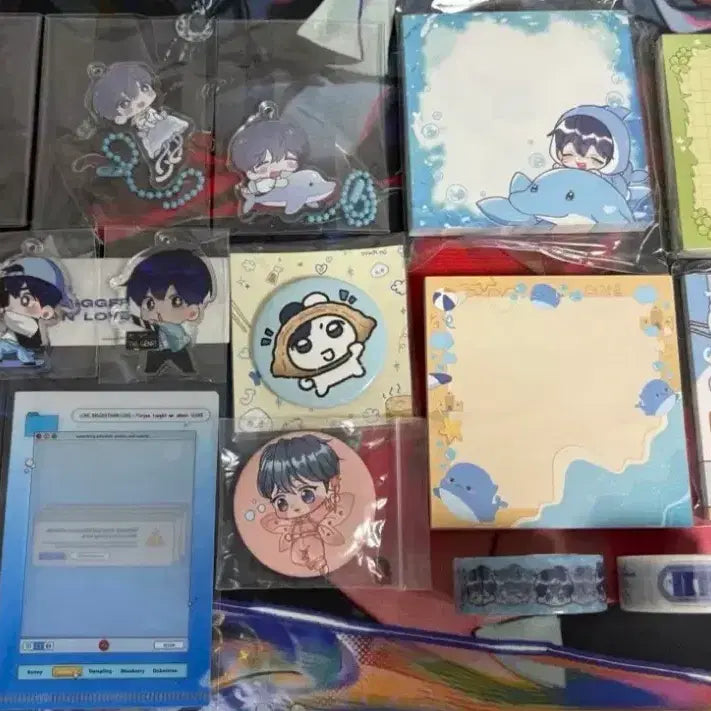 [BUNJANG] PLAVE Yejun Birthday Cafe Lucky Draw Keyring, Can Badge, Memo Pad, and Washi Tape Bundle Set / 플레이브 예준 생일카페 생카 럭드 비공굿 키링 캔뱃지 떡메 마테