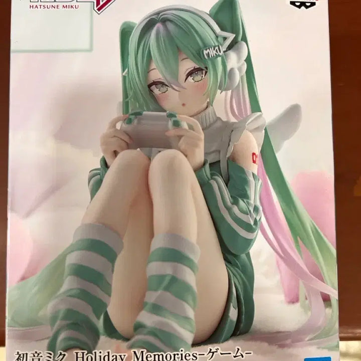 [BUNJANG] Hatsune Miku Holiday Memories Game Figure / 하츠네 미쿠 홀리데이 메모리즈 게임 피규어