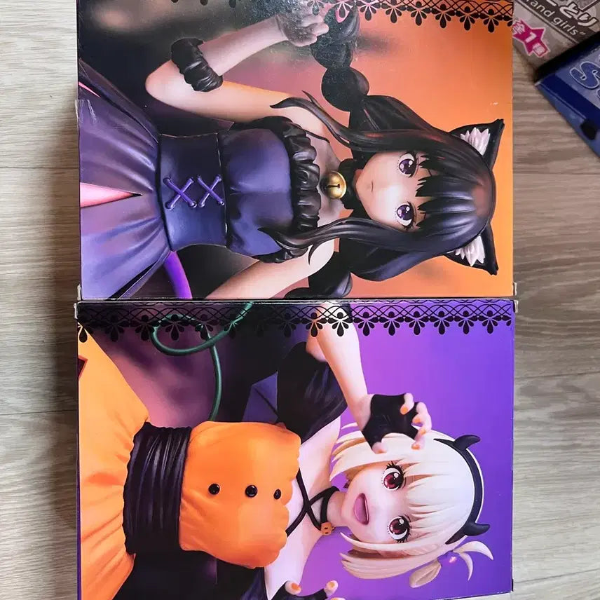 [BUNJANG] Lycoris Recoil Halloween Ver. Figure Bundle (Chisato &amp; Takina) - Sealed / 미개봉 리코리스 리코일 할로윈 피규어 일괄 치카타 타키나