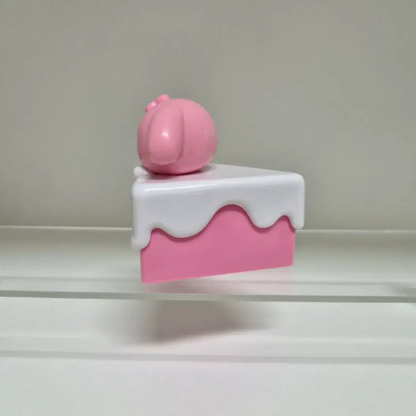 [BUNJANG] Sanrio My Melody Cake Accessory Storage Box / 산리오 조각케이크 악세사리 보관함 마이멜로디