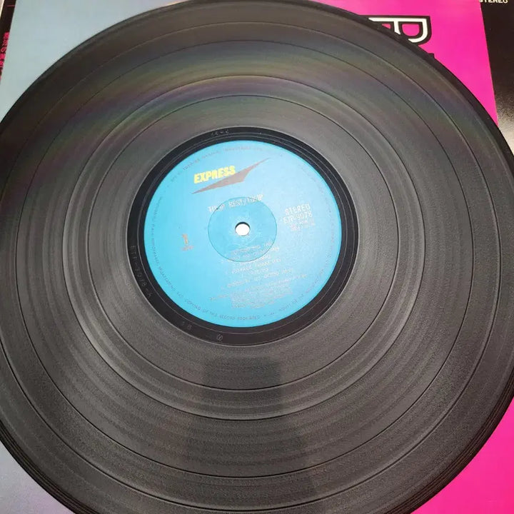 [BUNJANG] Tulip Best Album LP with Large Poster / 튤립 Tulip Best Album LP + 대형포스터