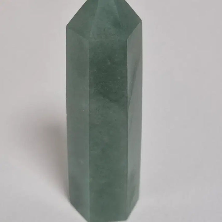 [BUNJANG] Green Aventurine Point Tower Natural Stone Hexagonal Pillar / 그린 아벤츄린 포인트 타워 천연 원석 육각주 인테리어 데스크테리어 소품