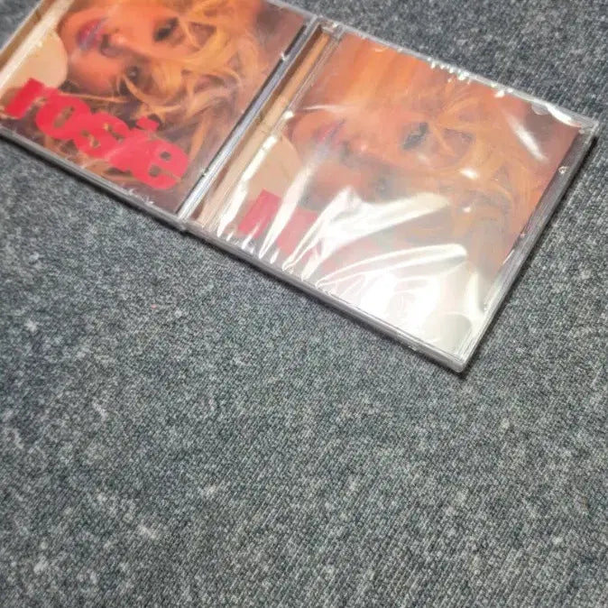 [BUNJANG] BLACKPINK Rosé First Studio Album Jewel Version (Sealed) / [급처]로제 쥬얼 앨범 first studio album rosie (JEWEL)