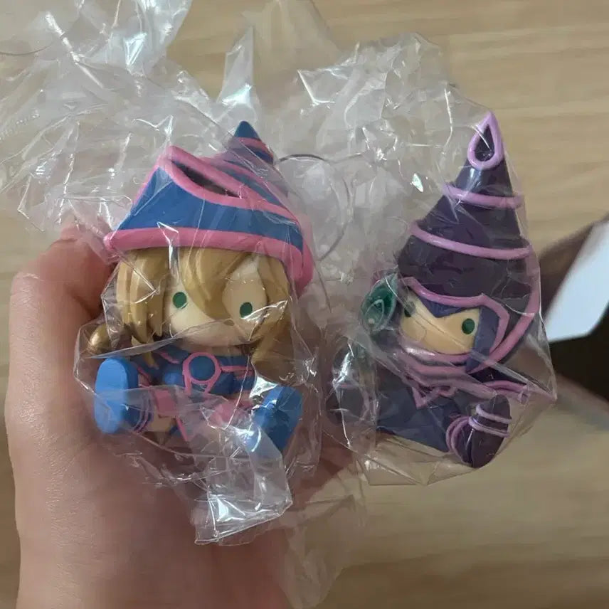 [BUNJANG] Yu-Gi-Oh! Petardol Black Magician Girl &amp; Black Magician Bundle Set / 원가양도)유희왕 페타돌 블랙 매지션걸 블랙 매지션 일괄