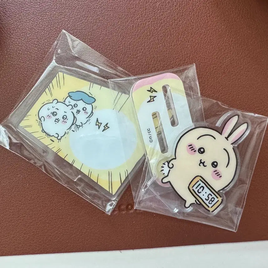 [BUNJANG] Usagi Acrylic Stand &amp; Figure &amp; Figure Keychain Bundle Set / 우사기 아크릴스탠드 &amp; 피규어 &amp; 피규어 키링 일괄 판매