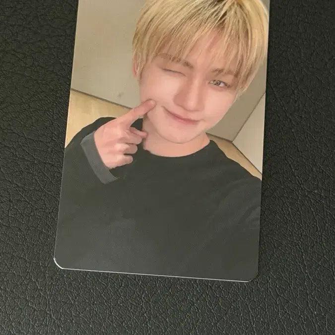 [BUNJANG] TWS Jihoon Studio Photocard / (반택무료)투어스 지훈 공방포카