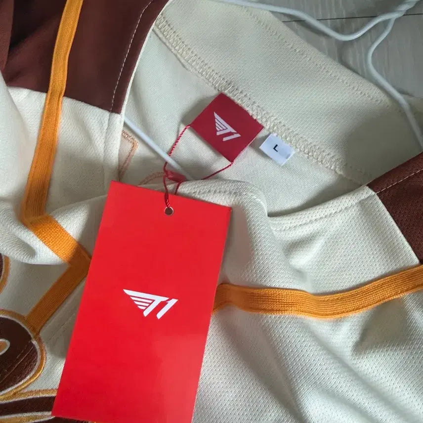 [BUNJANG] Doran Birthday Uniform L (New, Unworn) / 도란 생일 유니폼 L (미착용 새상품)