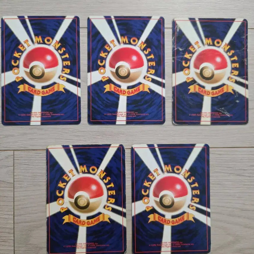 [BUNJANG] Pokemon Card 1996 1st Edition Charmander Squirtle Bulbasaur 3-Card Set / 포켓몬카드 1996 초판 파이리 꼬부기 이상해씨 3종set