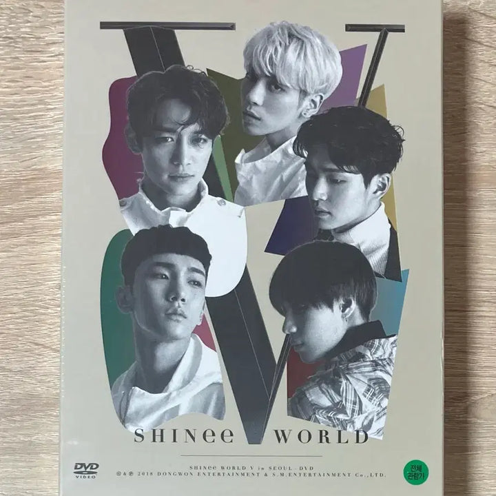 [BUNJANG] SHINee SHINee WORLD V in Seoul Sealed DVD / 샤이니 SHINee WORLD V in Seoul 미개봉 DVD