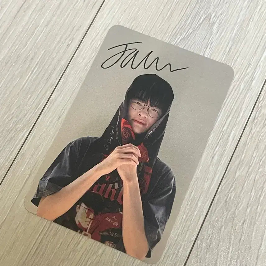 [BUNJANG] T1 Faker Homeground Purchase Benefit Photocard / T1 티원 홈그 구매특전 포토카드 페이커