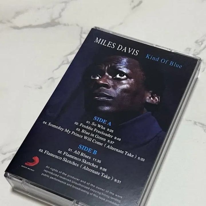 [BUNJANG] Miles Davis Kind Of Blue Limited Edition Cassette Tape / 마일스 데이비스 Kind Of Blue 카세트 테이프
