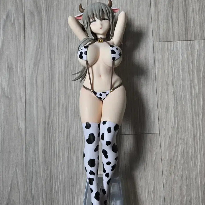 [BUNJANG] Banpresto Uzaki Tsuki Cow Bikini Figure / 우자키 양은 놀고 싶어 반프레스토 우자키 츠키 카우 젖소 비키니 피규어